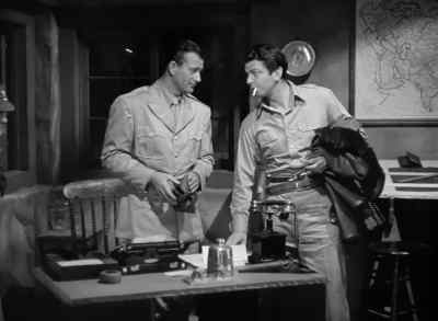 - Woody.
- Yeah? - Flying Tigers
