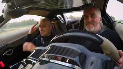 Wooh! It's nice. - Paul Hollywood's Big Continental Road Trip