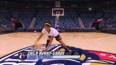 WORLD RECORD HOLDER, HOOPER,
SPELLING-BEE CHAMP, - Harlem Globetrotters: Play It Forward