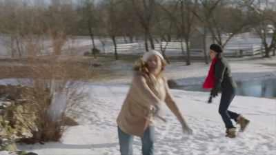 Worst thing you can do
in Snowball Dodgeball - 'Twas the Date Before Christmas