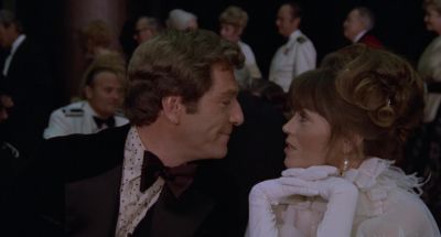 Would you be embarrassed if I kissed you in a public place - Fun with Dick and Jane