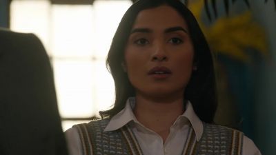Would you be so kind as
to give us a minute, Siya? - The Blacklist