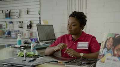 ♪ Would you gimmie a sign
or maybe write me a letter - The Perfect Mother