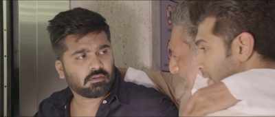 ...would you have done this?
Come on! - Chekka Chivantha Vaanam