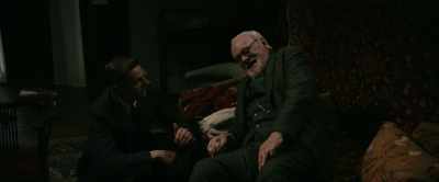 - Would you like to lie down?
- Ja, danke. Ja. - Freud's Last Session
