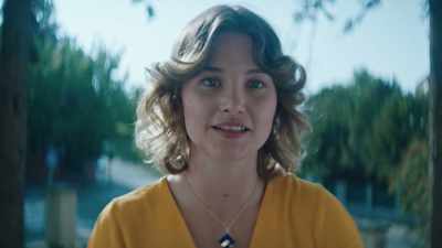 -Would you like to --
-My friend is waiting. - The Little Drummer Girl