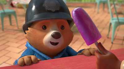 -Would you like one?
-Um, not right now, thank you. - The Adventures of Paddington