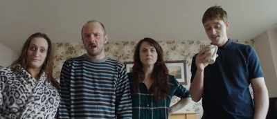 Would you like some tea, Jean?
- No thanks, I'll pass. - Strangeways Here We Come