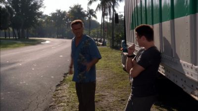 Would you relax?
You're freaking me out. - Burn Notice