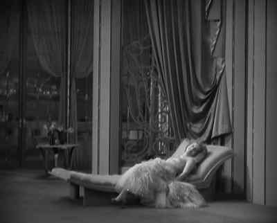 Would the countess like anything to eat? - Monte Carlo