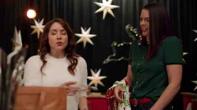 Would, would you mind - Christmas, Love and Fudge
