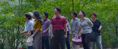 - Wow!
- Applause! - Miracle: Letters to the President