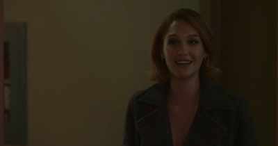 Wow.
[chuckles] - The Republic of Sarah