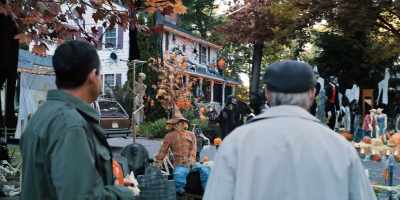 Wow. [chuckles] - Hubie Halloween