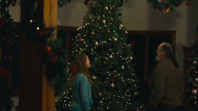 Wow, I cannot believe how
magical the place looks. - The Christmas Venue