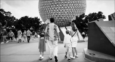Wow It's a giant testicle - Escape from Tomorrow