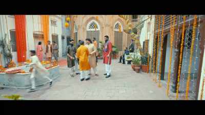 Wow, so much perfume! - Teefa in Trouble