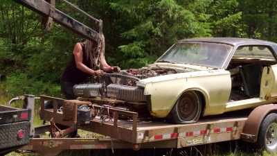 -Wow, nice barbecue.
-[Avery] Yeah,
that's a good barbecue. - Rust Valley Restorers