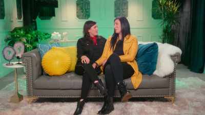 -Wow. Okay.
-[Heather] I previously dated all men. - How To Build a Sex Room