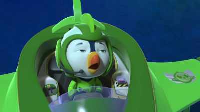 Wow, his party's so loud - Top Wing
