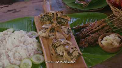 - Wow. Pinangat!
- Your favorite pinangat, Lizzy. - I Love Lizzy