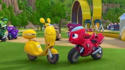 - Wow, Scootio.
Your mum likes to win. - Ricky Zoom