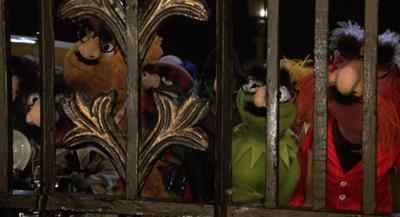 - Wow!
- Shh. - The Great Muppet Caper