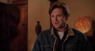 Wow. So that's the wedding dress, huh? - While You Were Sleeping