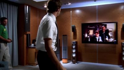 Wow That new high def screen sure shows every wrinkle - Chuck