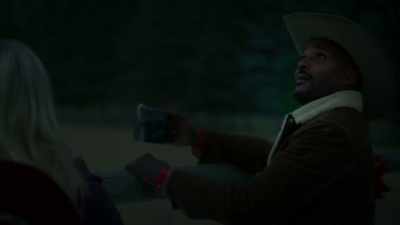 - Wow, the stars seem
brighter tonight. - Mistletoe in Montana