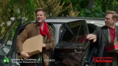 Wow. This is beautiful. - Bringing Christmas Home