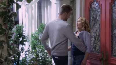 Wow! Well, I remembered that thing
that I need to talk to you about. - Fuller House