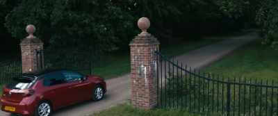 Wow.
You grew up here? - The Man Who Fell to Earth