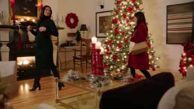 Wow! Your place is gorgeous! - A Christmas Masquerade