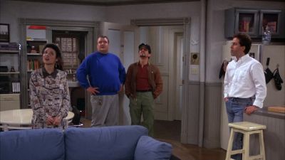 -Wow, you're right, that is loud.
-It's just unbelievable. - Seinfeld