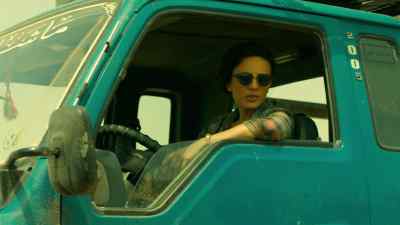 Wyatt, McAllister? Colonel Donovan sent me. - Strike Back