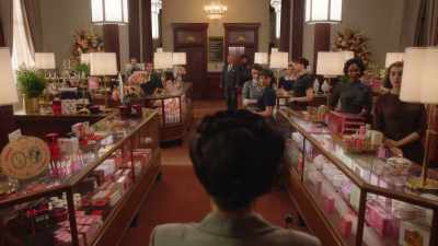 (xylophone notes play) - The Marvelous Mrs. Maisel