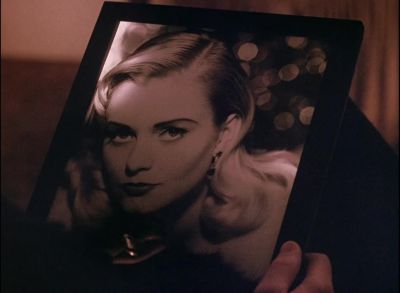 {y:i}# [Jazz On Record Player ] - Quantum Leap