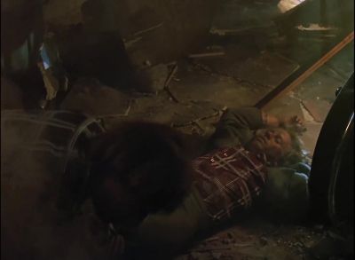 {y:i}You got him.
{y:i}Now, pull him outta there! - Quantum Leap