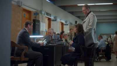 Y-You think you know
w-who might be doing this? - The Killer Inside: The Ruth Finley Story
