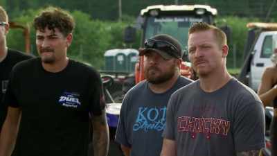 Y'all all drew chips
for your respective teams, - Street Outlaws No Prep Kings Team Attack