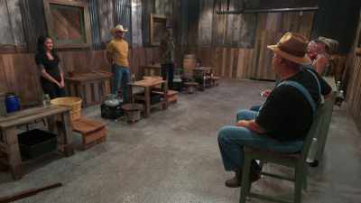 Y'all didn't know popcorn.
But if you did, you'd know, - Moonshiners: Master Distiller