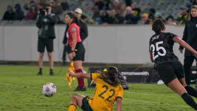 Yallop fouled. - Matildas: The World at Our Feet