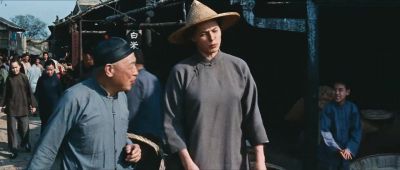 Yang I've tried to learn Chinese from a book - The Inn of the Sixth Happiness