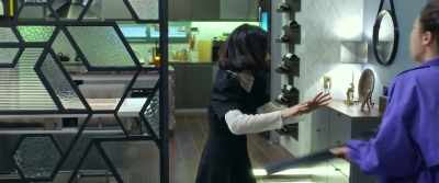 Yang-sun, calm down, look at me - The Night of the Undead