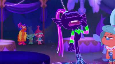 [ yawning ] - Trolls: TrollsTopia
