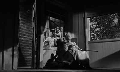 [ Yawns ]
I'll go see to Pearl. - The Night of the Hunter