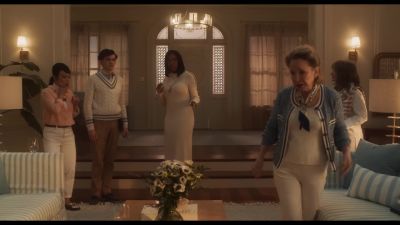 - Yay.
- Not "yay." - Agatha All Along