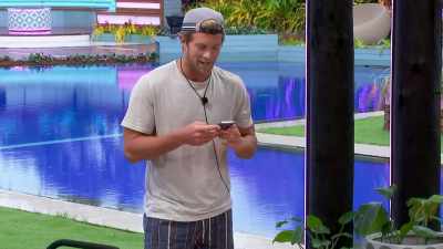 >> YAY! - Love Island