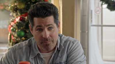 Yeah, a few dozen. - Christmas Stars